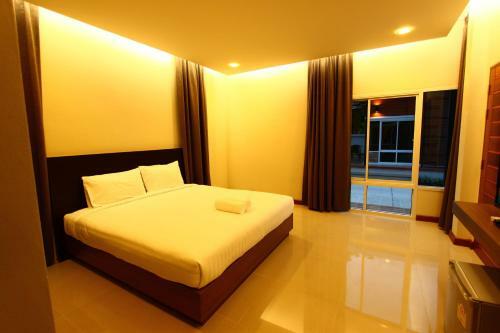 Hotel At Muang Ploy Resort