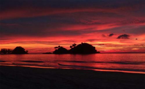 Hostal Tawan Bar And Bungalow