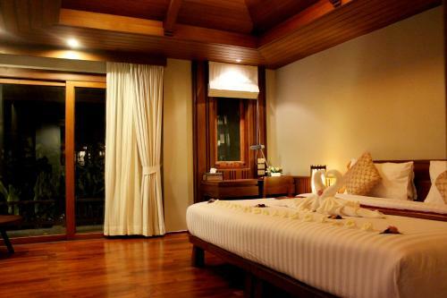 Hotel Maehaad Bay Resort