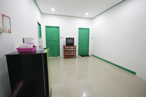 Hostal Chatfah Resort