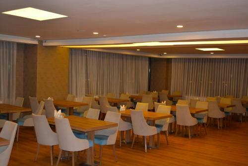 Snowflake Dag Hotel