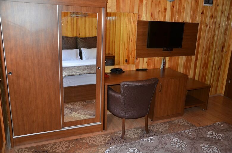 Goblec Hotel & Bungalow