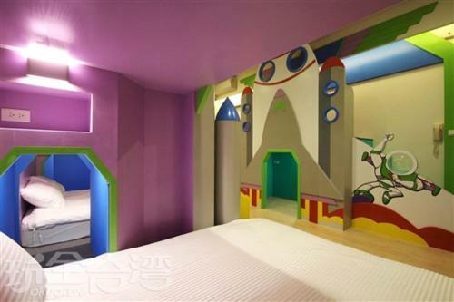 Fun Holiday Family Hostel