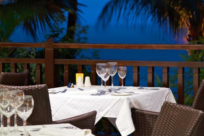 Hotel Le Meridien Fisherman's Cove