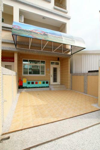 19th Platform B