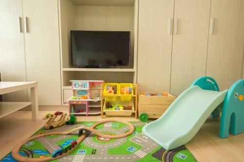 Childlike B&B