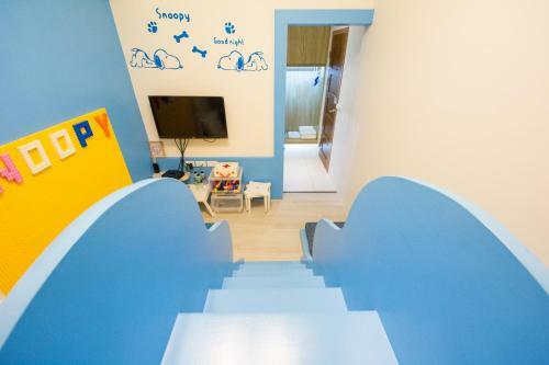 Childlike B&B