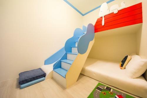 Childlike B&B