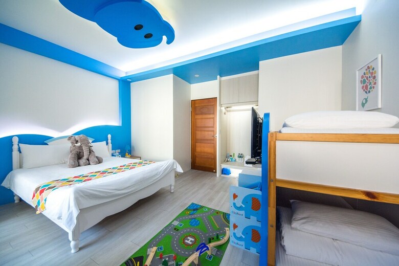 Childlike B&B