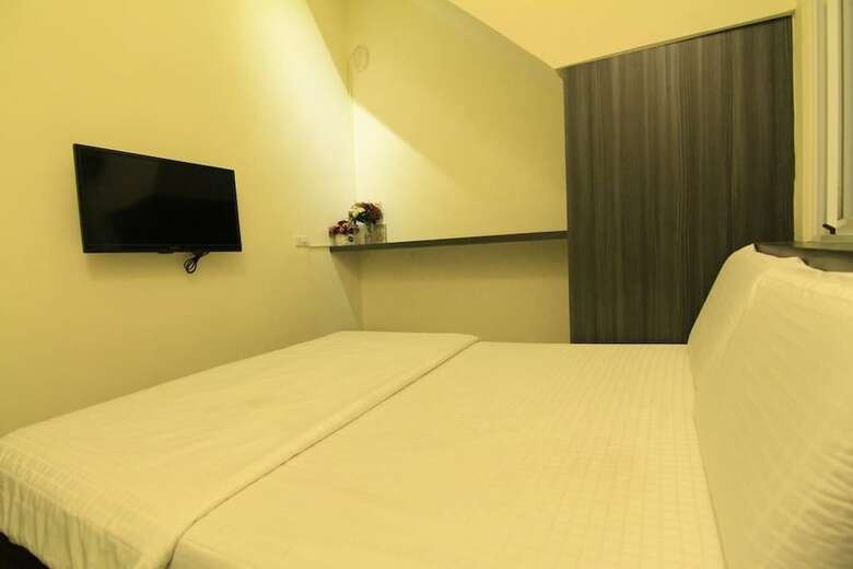 Home Sweet Beach Hotel