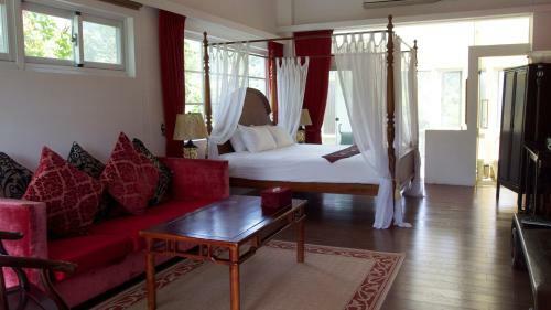 Bed & Breakfast Juhu Farmstay