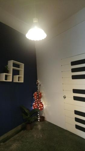 Woods Decor - Guangci St.