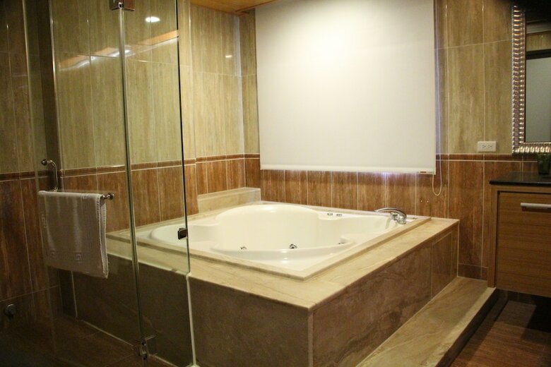 Hostal Huzi Room