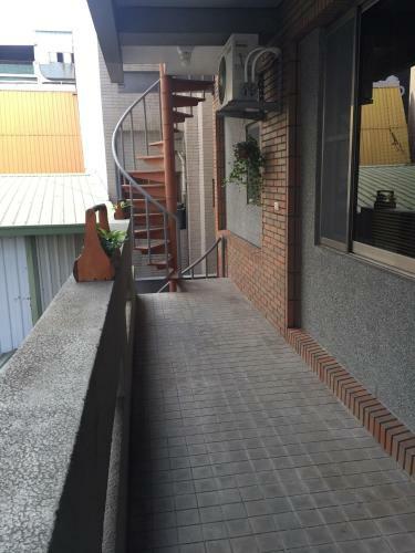 Hostal Ksf B&B