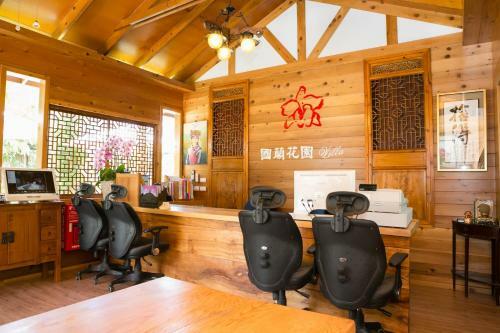 Lodge Grand Orchid Resort Villa
