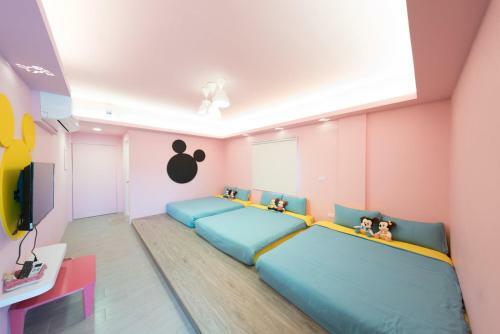 Happiness Pediatrics