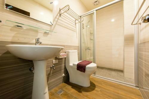 25 Street B&B