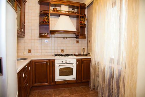 Lux Apartment On Lermontova Street With Fireplace