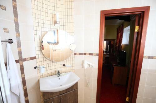 Hotel Medzhybozhskiy Zamok