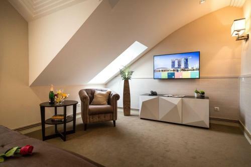 Park Hotel Warshawskiy