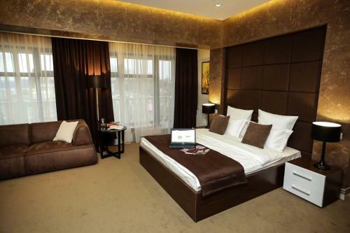 Park Hotel Warshawskiy