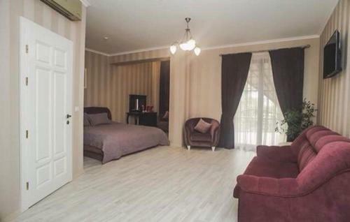 Hotel And Restaurant Velure