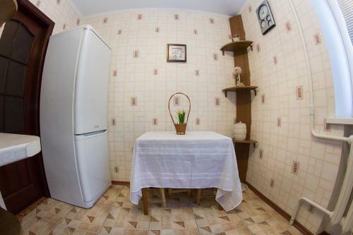 Apartamento 2 Room In Centre On Troitskaya 3 Floor