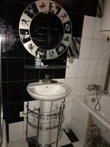 Apartment Kravchuka 11v
