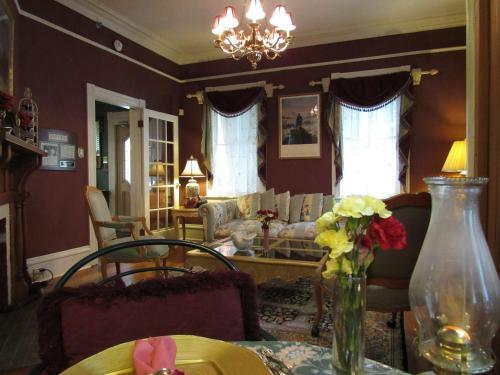 Bed & Breakfast Peace And Plenty Inn