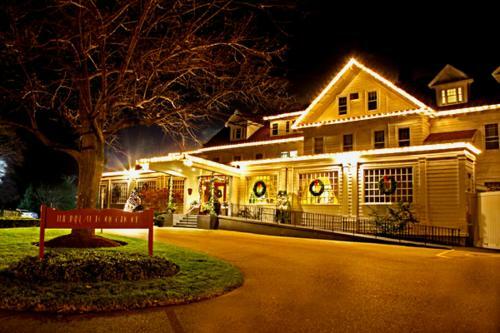 Posada The Inn At Longshore