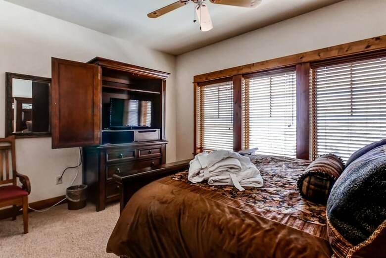 Eagleridge Townhomes 1556