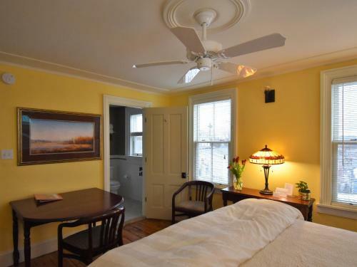 Danskammer House Bed & Breakfast