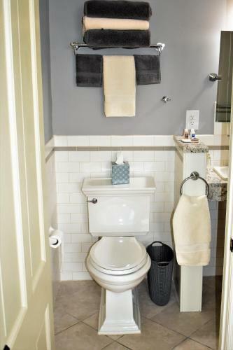 Danskammer House Bed & Breakfast
