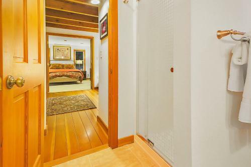 Greenvale Retreat