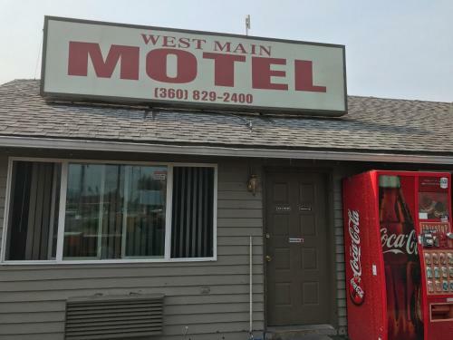 West Main Motel