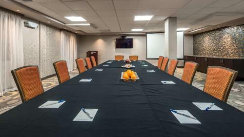 Best Western Premier Nyc Gateway Hotel