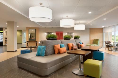 Hotel Home2 Suites By Hilton Milwaukee Brookfield