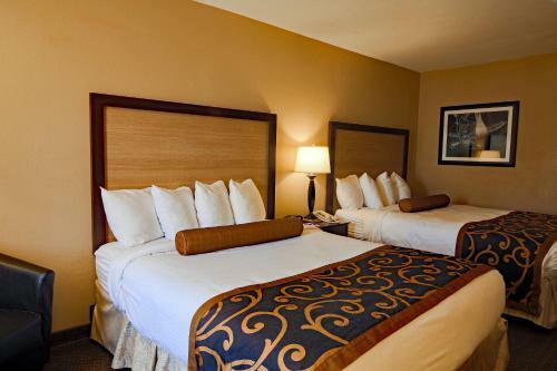 Hotel Heritage Inn