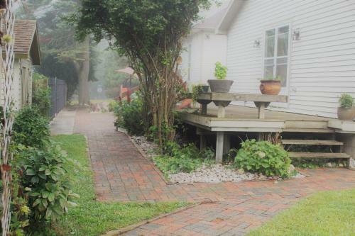 Nola's Onekama Hideout