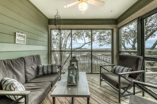 Shelter Cove 1722