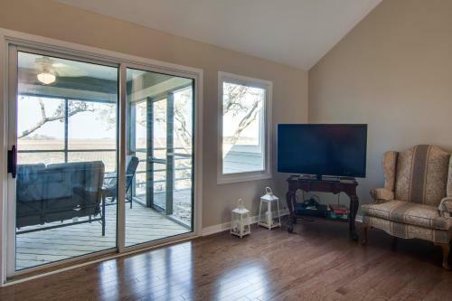 Shelter Cove 1722