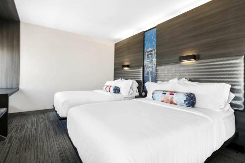 Hotel Aloft Newport On The Levee