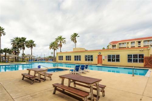 Apartamento Gulfview II 105 Condo
