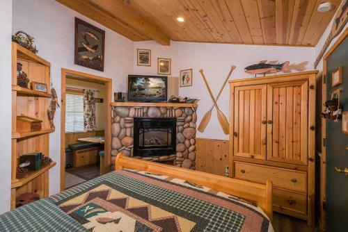 Bed & Breakfast Fireside Lodge