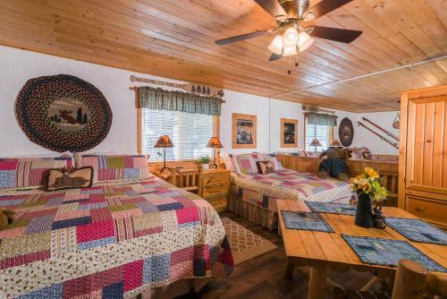 Bed & Breakfast Fireside Lodge