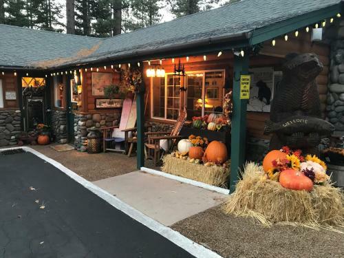 Bed & Breakfast Fireside Lodge