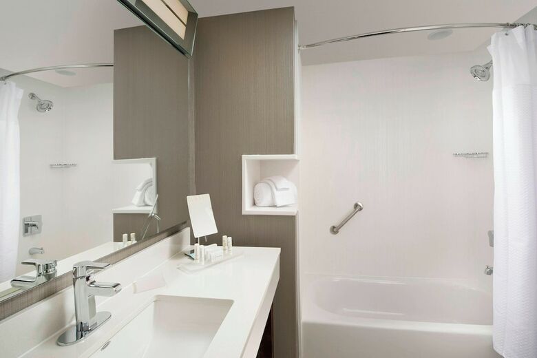 Hotel Courtyard By Marriott Nashville Se/murfreesboro