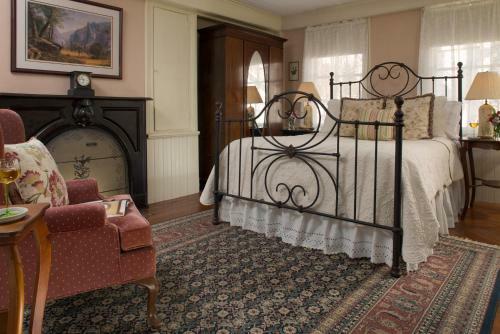 Staveleigh House Bed And Breakfast