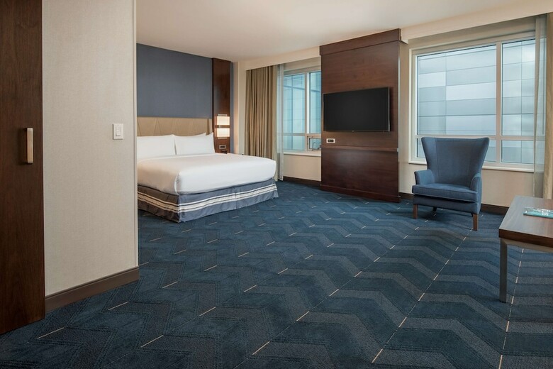 Hotel Embassy Suites By Hilton Seattle Downtown Pioneer Square