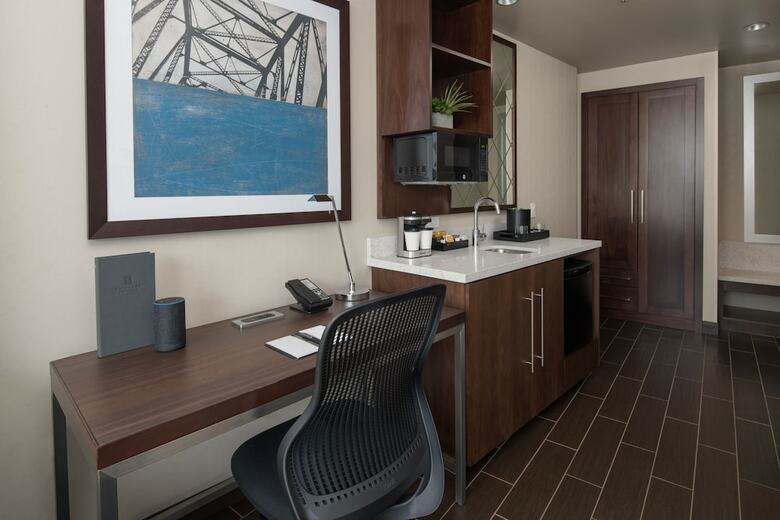 Hotel Embassy Suites By Hilton Seattle Downtown Pioneer Square
